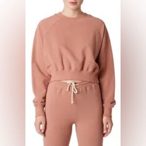 ‼️LAST CHANCE‼️ NIA Raglan Sleeve Crop Sweatshirt